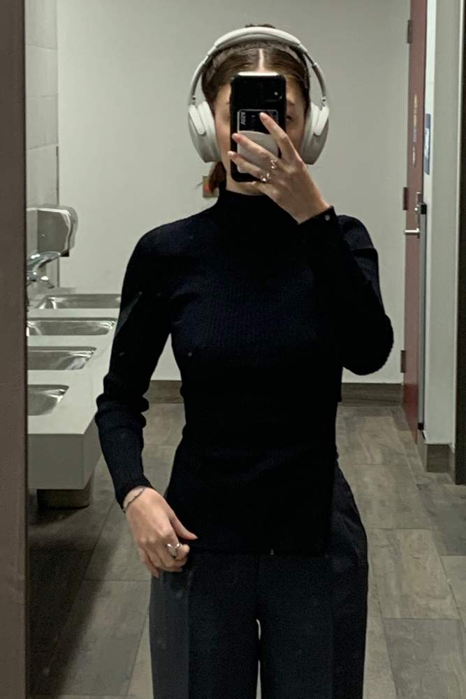 ccomptxn's fit featuring Aritzia