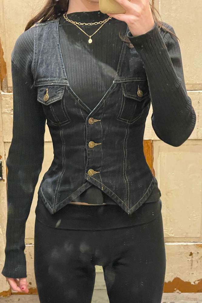 CiaraRethore's fit featuring Lioness