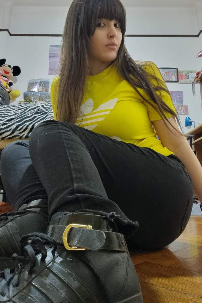 Flor12's fit featuring Adidas, Bershka | [object Object], [object Object]