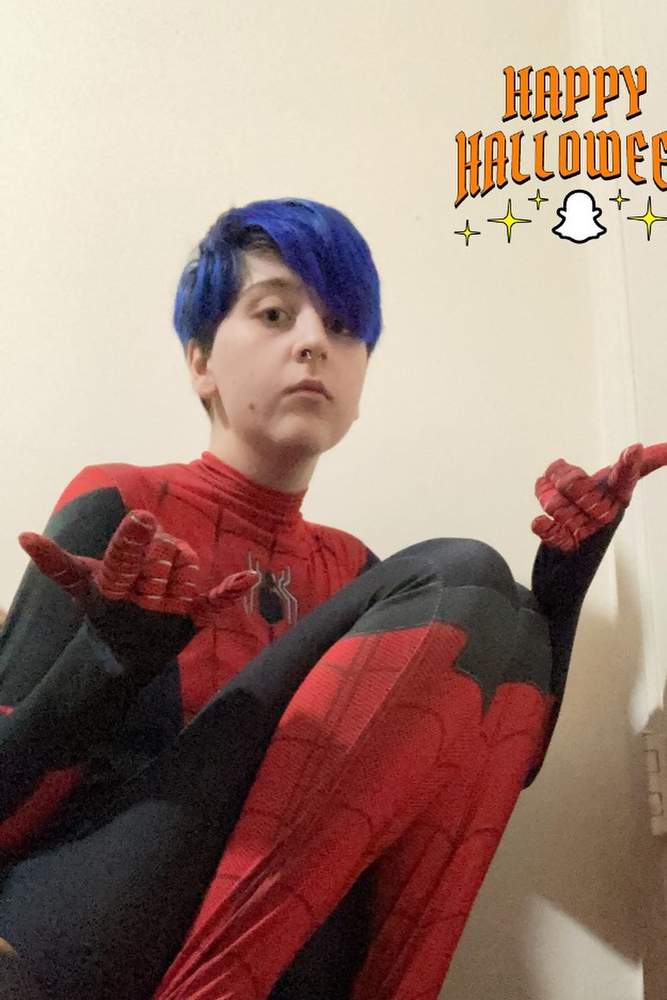 starryanxiety's fit featuring Amazon, Converse | [object Object], [object Object]