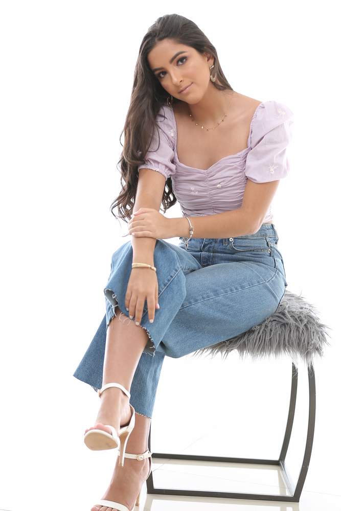 MJcartagenaugc's fit featuring stradivarius