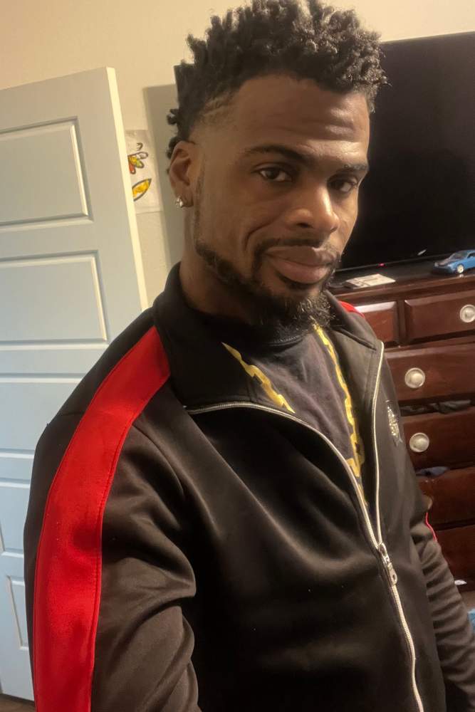 Nbawayne86's fit featuring Black Pyramid