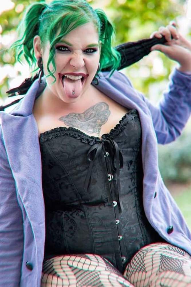 Duvainel's fit featuring Amazon