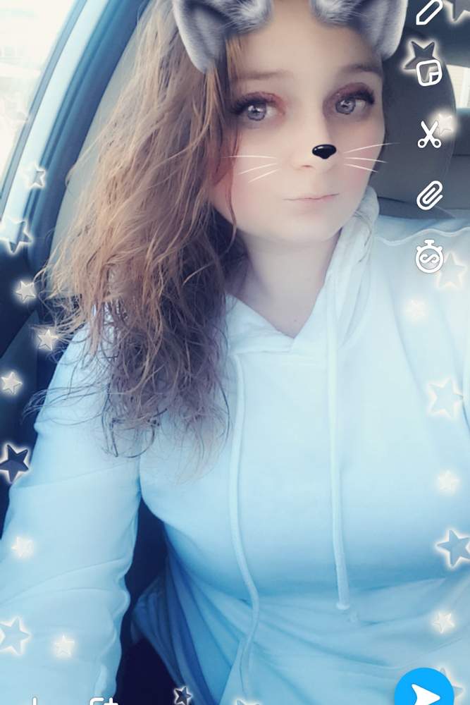 Alyssatay94's fit featuring Basic Editions