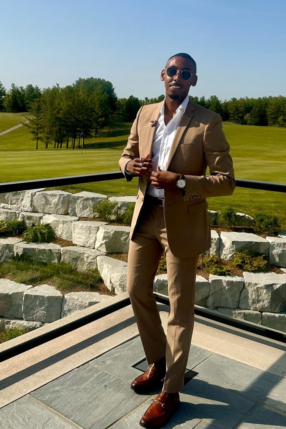 Post featuring Slim Fit Solid Suit