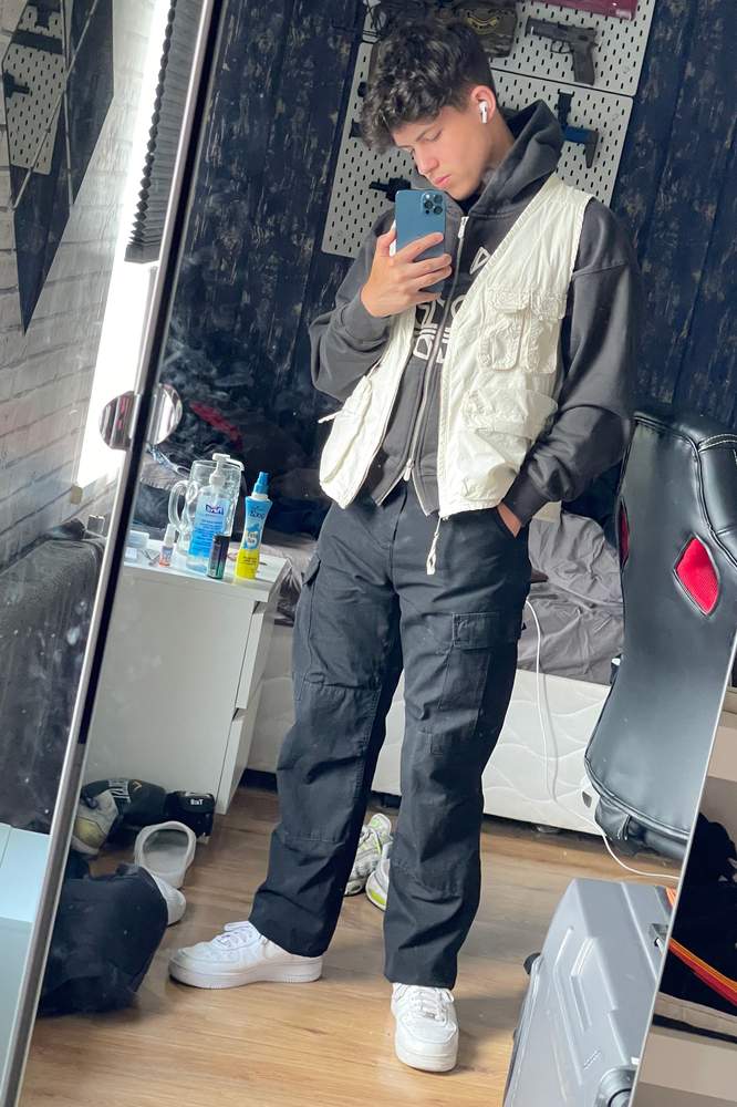 BIGhennerz's fit featuring Carhartt, Nike, Bershka