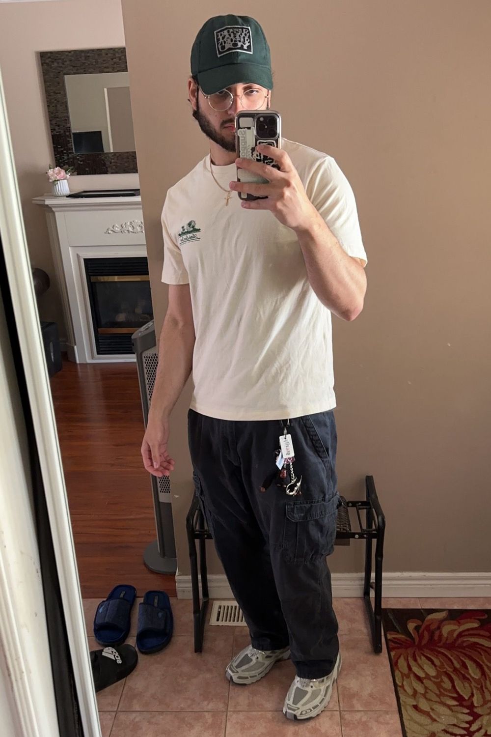 Post featuring Unisphere         Tee