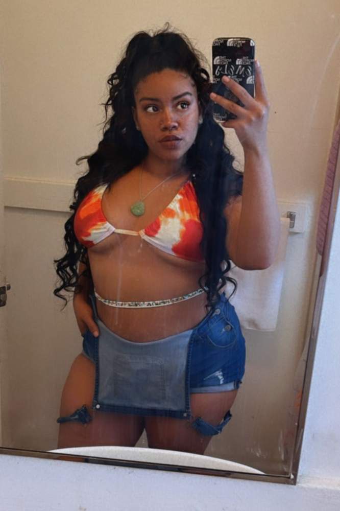 Emelyb95's fit featuring Boohoo | [object Object]