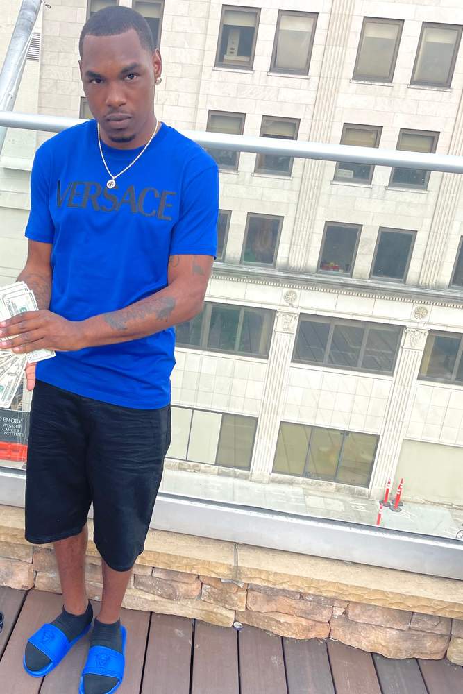 Junior22's fit featuring Versace | [object Object]