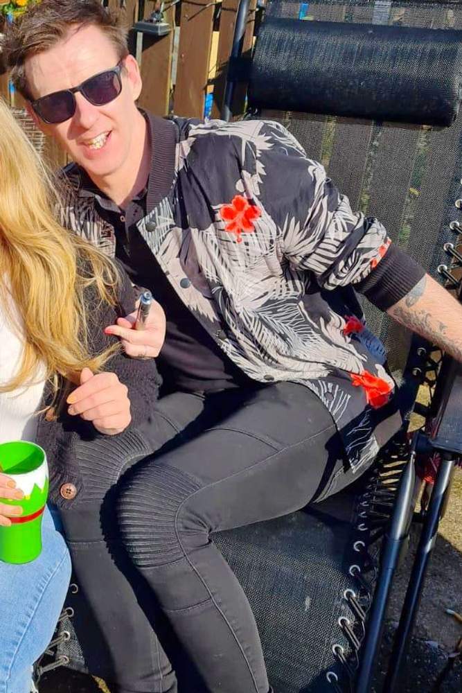 Richparnie's fit featuring Hollister, Guess | [object Object]