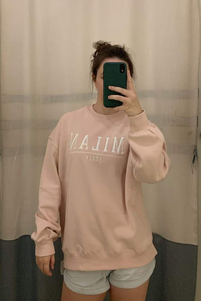 AuroraGrae's fit featuring Nike, Garage