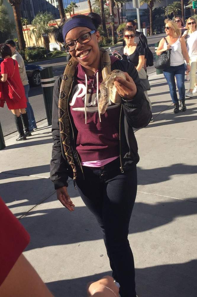 Chynaharris21's fit featuring PINK Victoria's Secret, Nike, H&M | [object Object], [object Object]