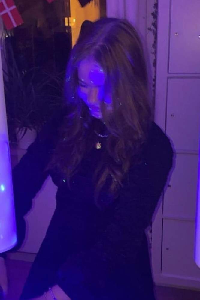 Marielouise's fit featuring NA-KD