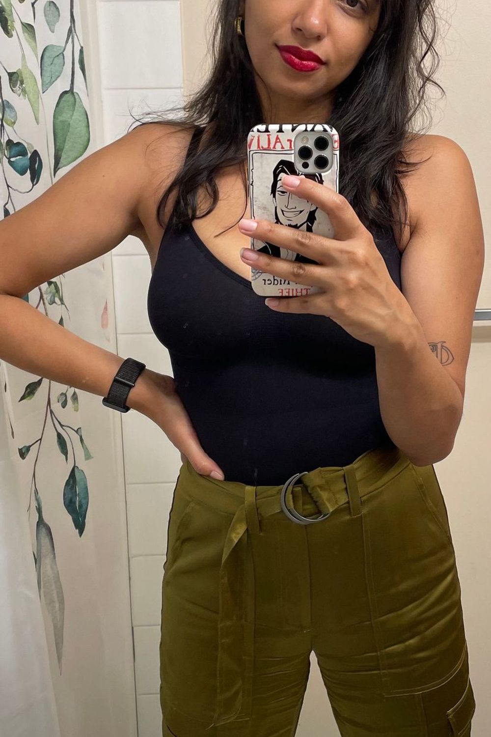 Post featuring SKIMS Mid Thigh Bodysuit | Black | 4XL | Seamless Sculpt