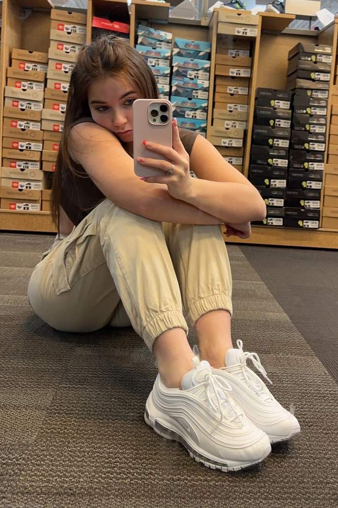 Boncaboo's fit featuring Garage, Nike