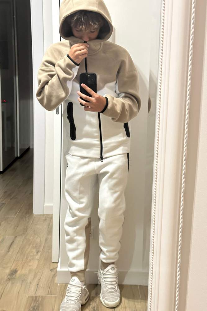 Dawidm's review for Męska bluza z kapturem i zamkiem na całej długości Nike Sportswear Tech Fleece Windrunner