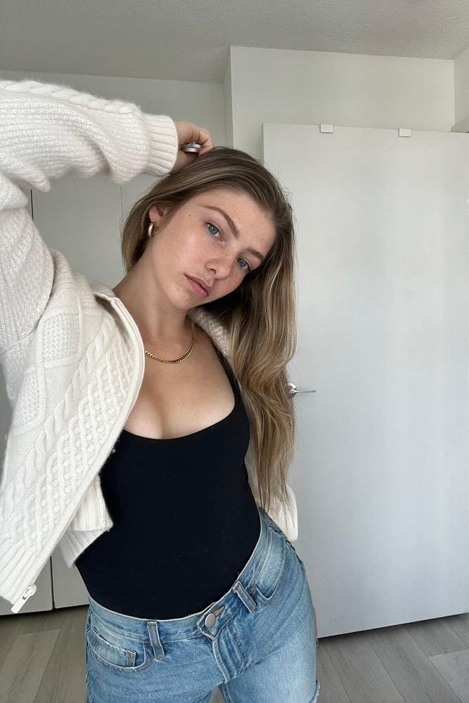 zoejichuk's review for gigi sweater