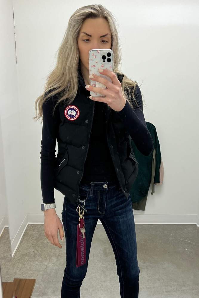 ashleybilo's fit featuring Canada Goose, Aritzia, American Eagle | [object Object], [object Object], [object Object], [object Object]