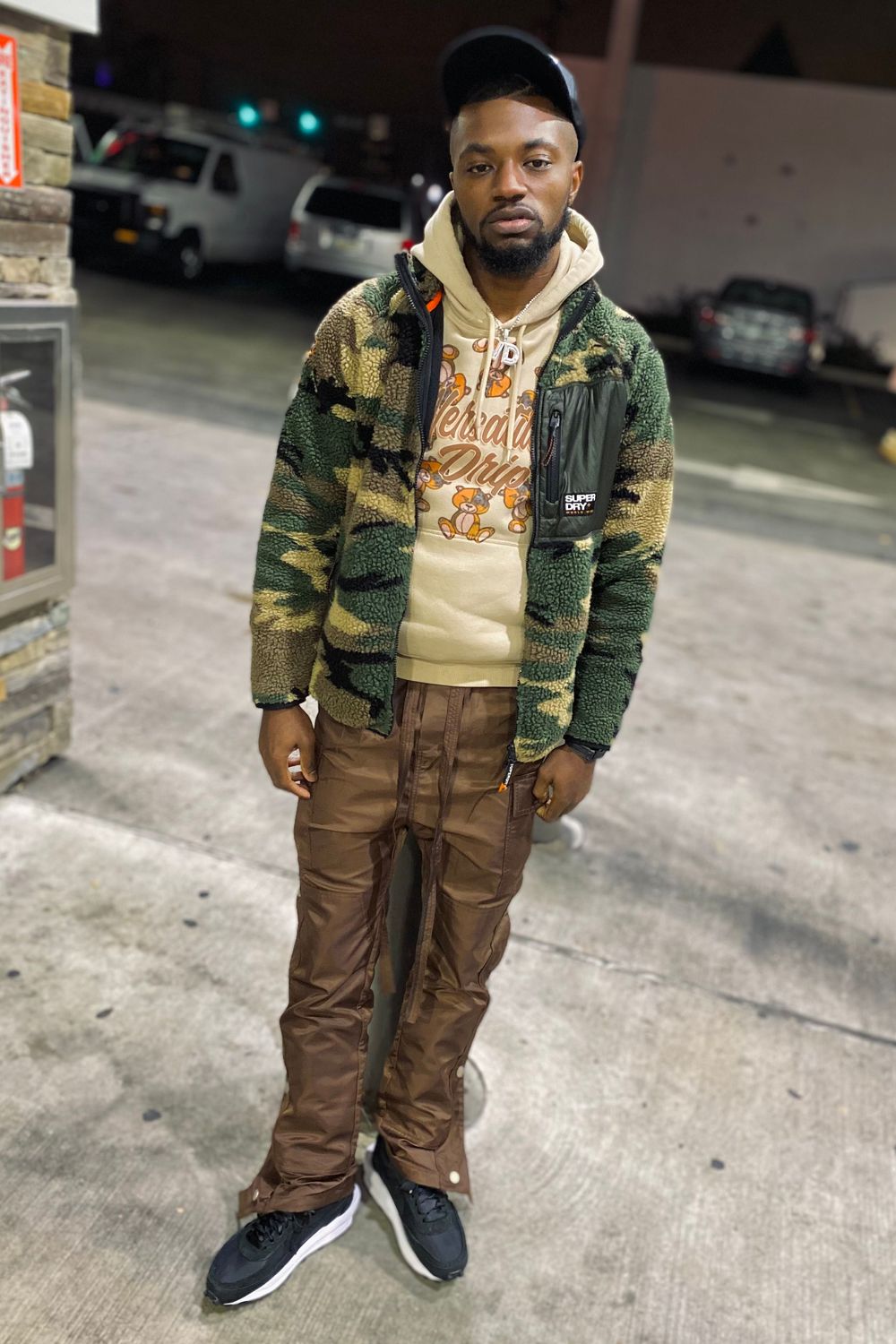 Post featuring Snap Zipper II Cargo Pants - Brown