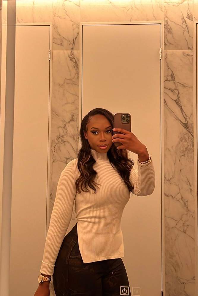 StaceySark's fit featuring Aritzia | [object Object], [object Object], [object Object], [object Object]