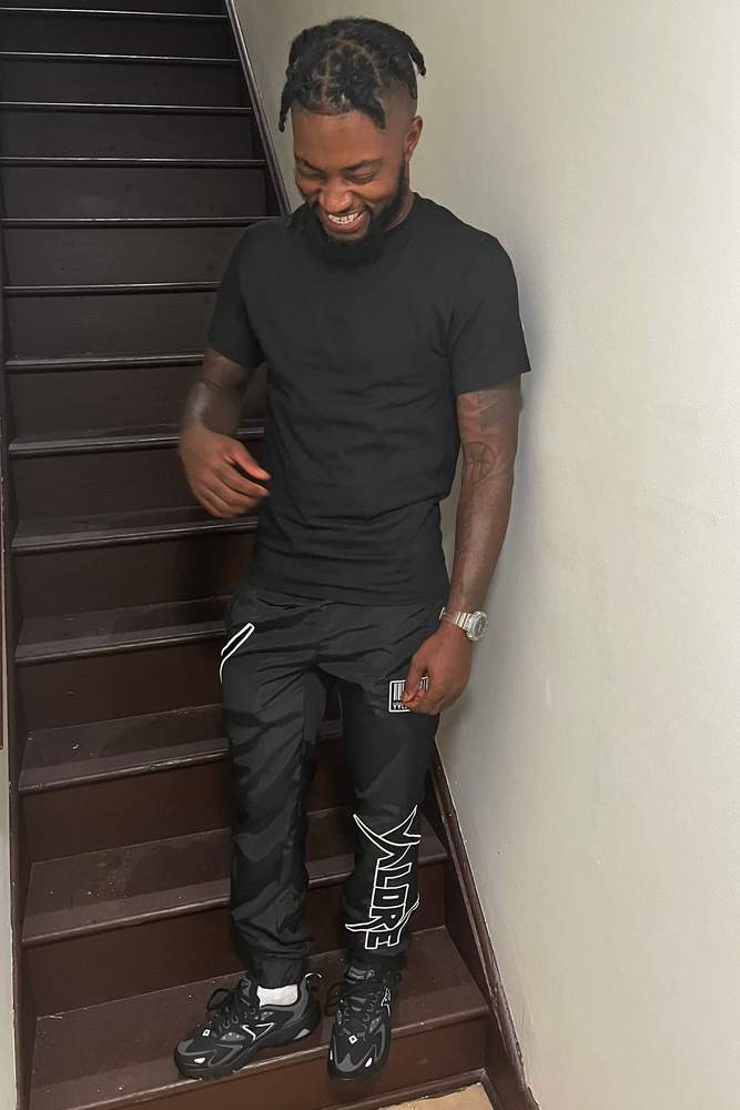 Relliano12's fit featuring Louis Vuitton, H&M | 60bc2ef008c4e42db6585daa, 608f71297242cabb012a30e7, 6158fbf396bd41e5feac46da