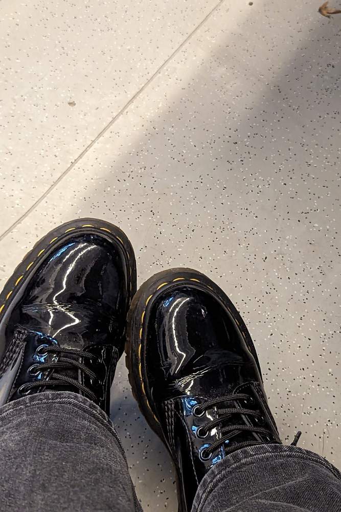 nina149's fit featuring Dr. Martens | 608f75cc7242cabb012a30f5, 626be370c03cb44b2dc472f1, 608f71297242cabb012a30e2, 6158fbf396bd41e5feac46da, 608f75cc7242cabb012a30f6