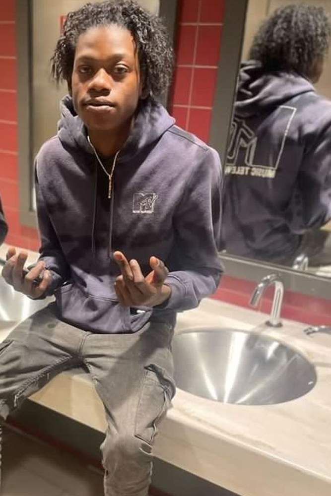 heartless215's fit featuring Nike, H&M | [object Object], [object Object]