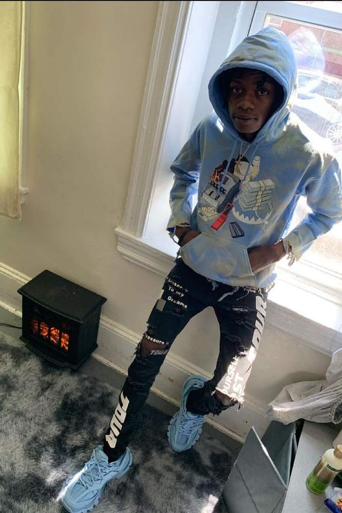 heartless215's review for track sneaker 