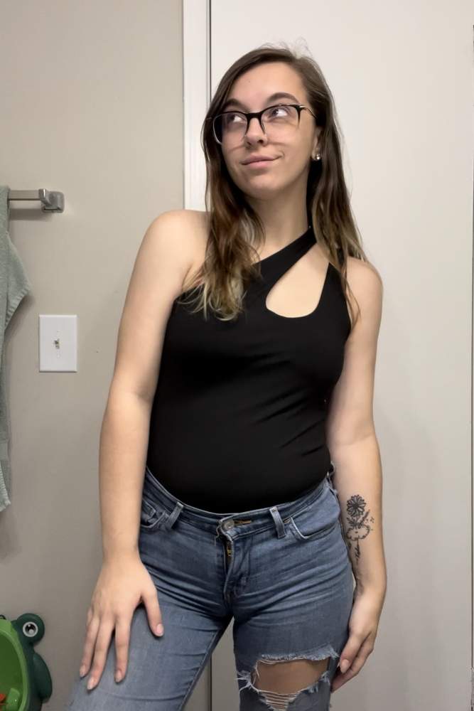 htttpcass's fit featuring Levi's, Amazon Basics | [object Object]