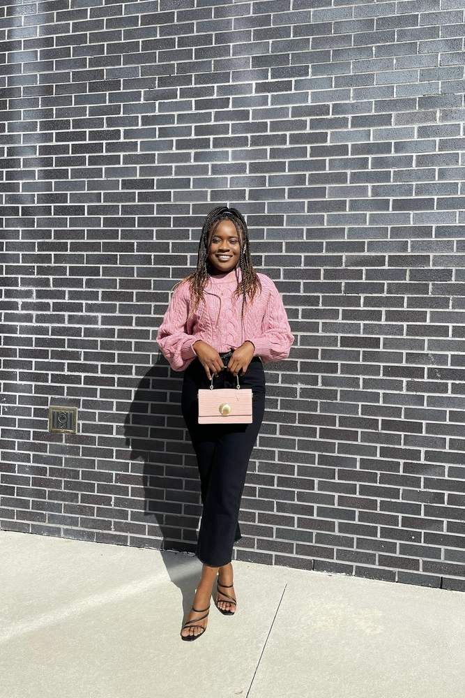 Preciousonowu's fit featuring Aldo, Dynamite