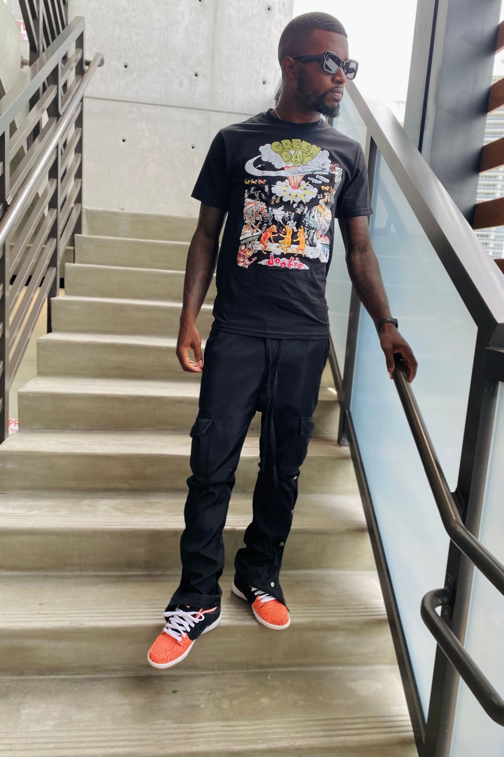 Post featuring Snap Zipper II Cargo Pants - Black