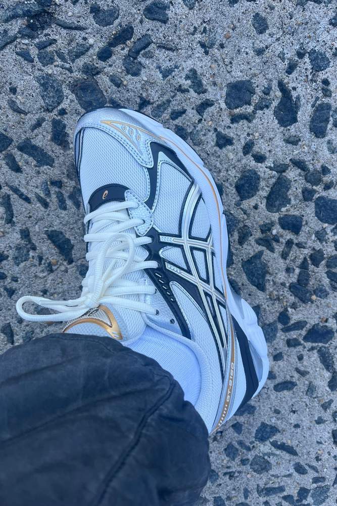 Relliano12's fit featuring Asics | 60878ee58296ac83a0251342, 6058c05ca89de8060b148389, 6158fbf396bd41e5feac46da