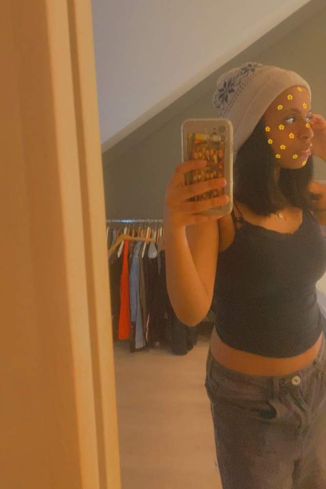 Leelclara's fit featuring Urban Outfitters, SHEIN