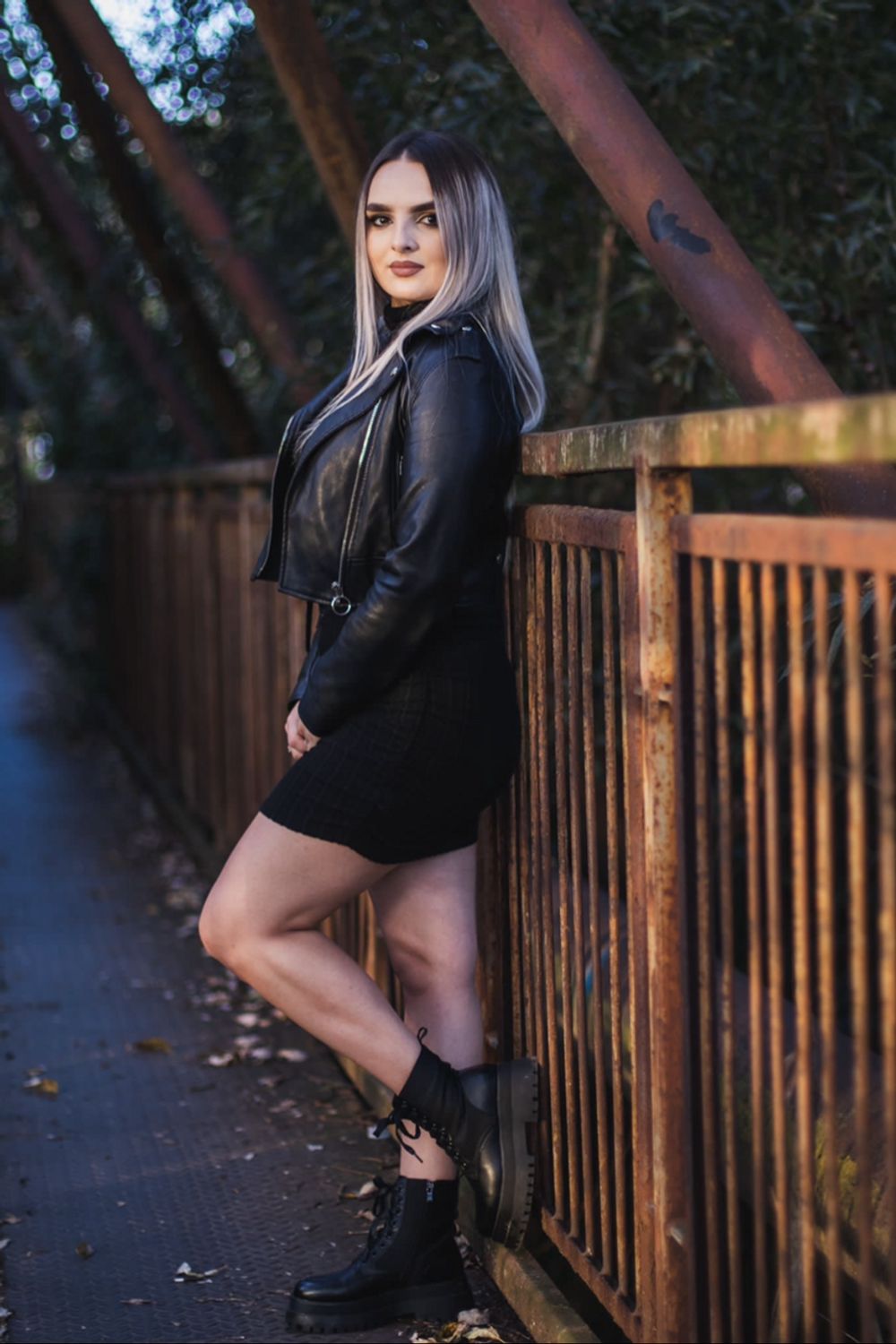 TeodoraCotoi's post featuring Pull&Bear, SHEIN, Deezee. Feeling casual, chic