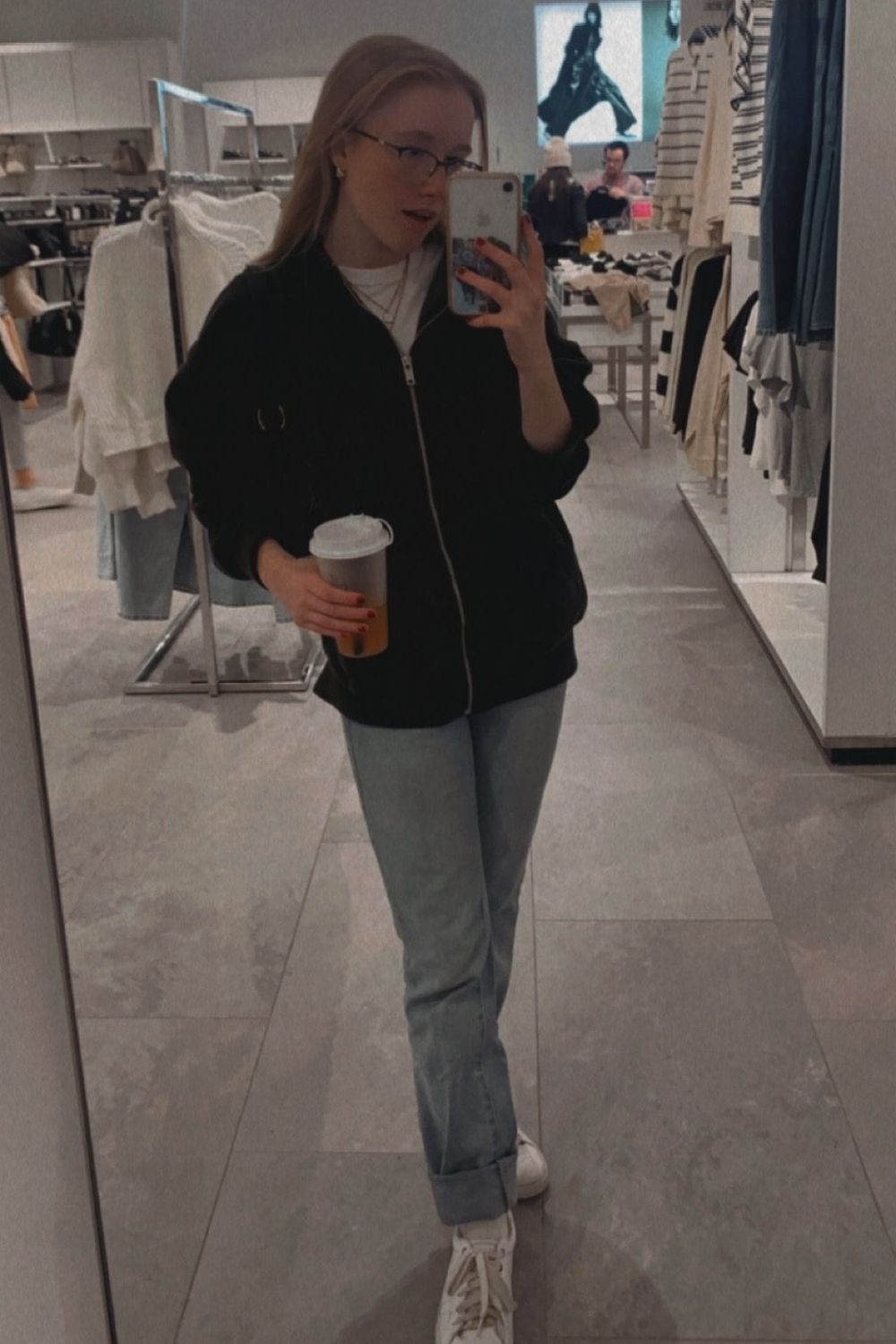 mara2360's post featuring Temt, Linjer, Anavia, Garage, Brandy Melville, Tommy Hilfiger. Feeling sporty, casual, bohemian, athletic, vintage