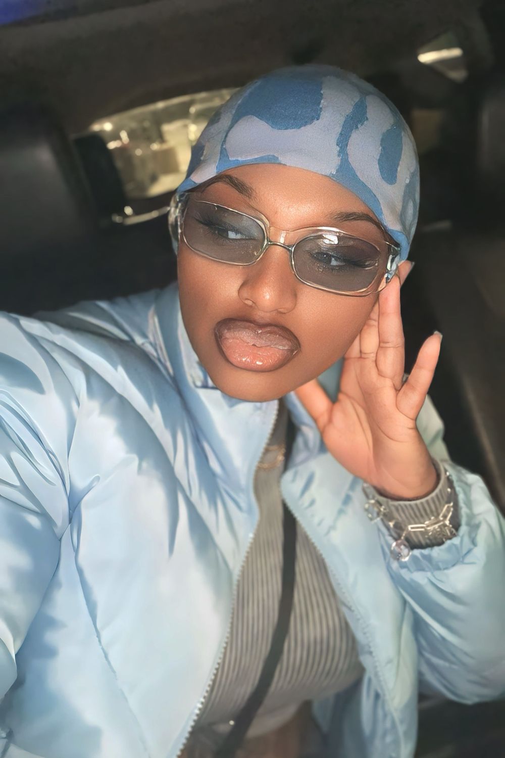 Post featuring FINAL SALE - Link Chain & Stones Bracelet