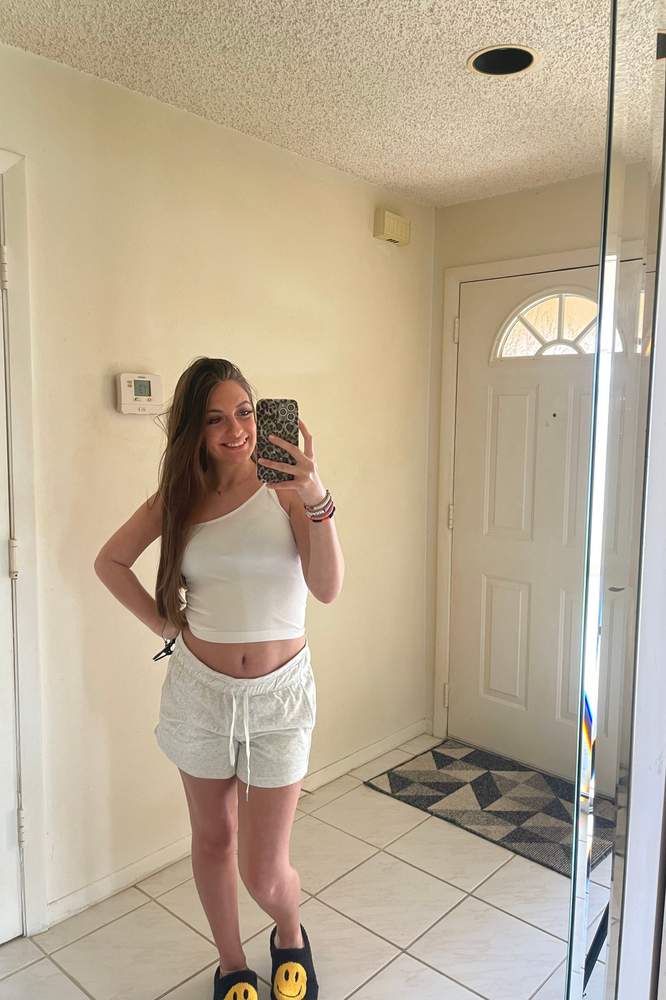 ohdesi's fit featuring Amazon Basics