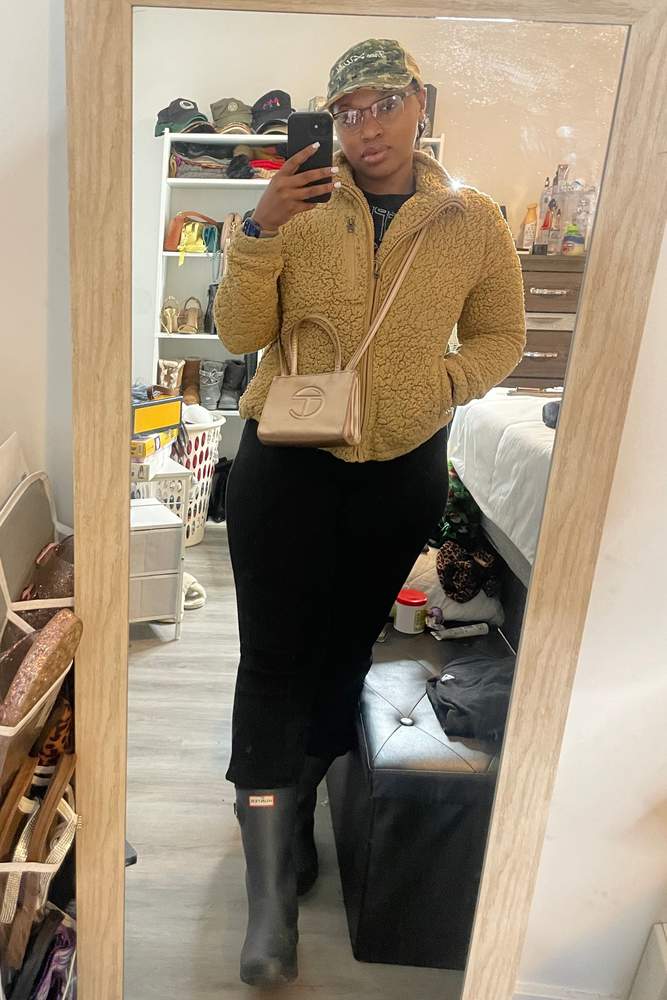 TerriaMarshee's fit featuring Telfar, Hunter, Zara, Garage | 60da315b7b72a58a5051db64, 6058c05ca89de8060b148389