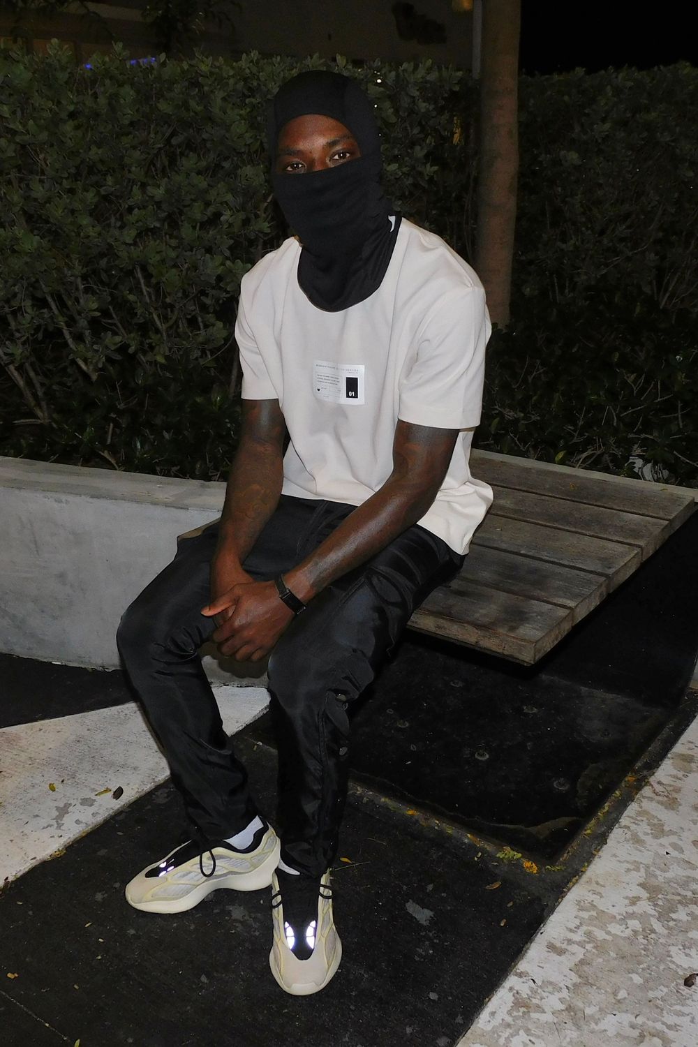 Post featuring Snap Zipper II Cargo Pants - Black