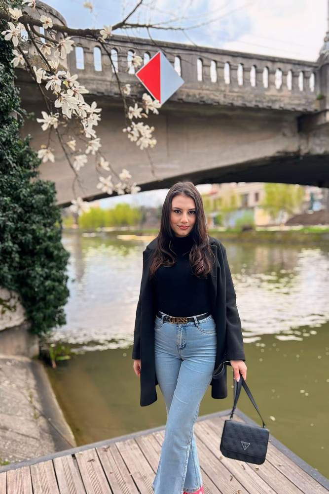 Adina's fit featuring trendyol, Mohito, Mango, Guess | 608f75cc7242cabb012a30f5, 626be370c03cb44b2dc472f1, 61950b03a71ad69980d4a7d5, 60878ee58296ac83a0251342, 6058c05ca89de8060b148389, 608f71297242cabb012a30e7, 608f75cc7242cabb012a30f6