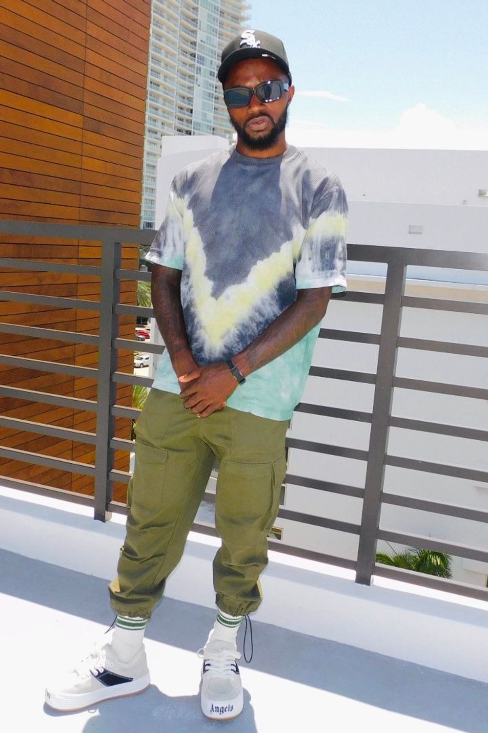 Relliano12's post featuring PacSun, Lids, Urban Outfitters. Feeling comfy, spring, streetwear, vintage