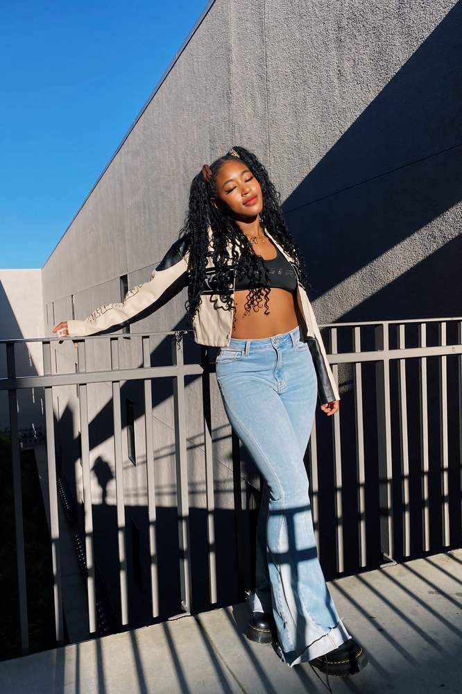 shybb's review for Who Needs Love Jean ★ Light Wash