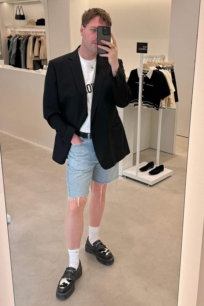 JaredA's fit featuring Dr. Martens, OAK AND FORT, Carhartt