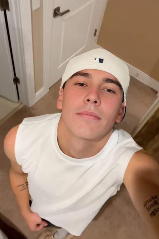 Hernan255's fit featuring New Era, Zara | [object Object], [object Object], [object Object], [object Object]