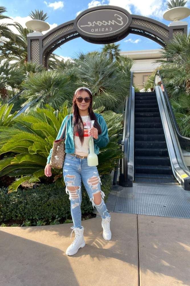 Hslynfit's fit featuring American Eagle, Coach, Victoria's Secret, Ray-Ban, H&M