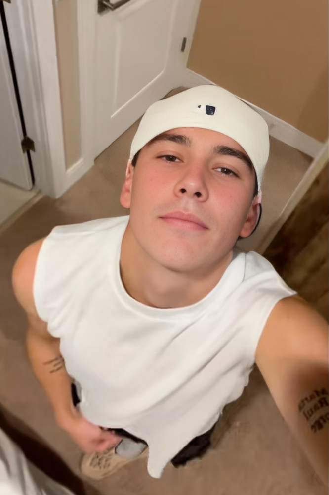 Hernan255's fit featuring Zara, New Era | [object Object], [object Object], [object Object], [object Object]