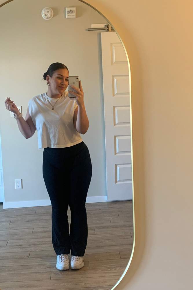 Thebrittanyb's fit featuring Aerie, Apple, Dynamite, Fila | streetwear, summer, relaxed, cute, trendy, casual, comfortable