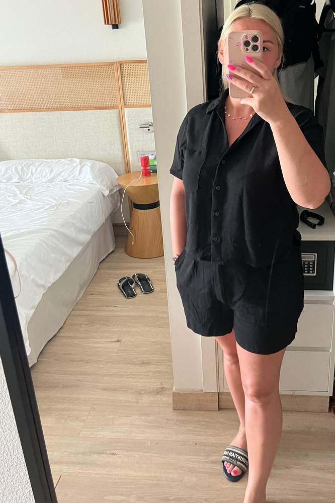 Aleksandram's fit featuring stradivarius