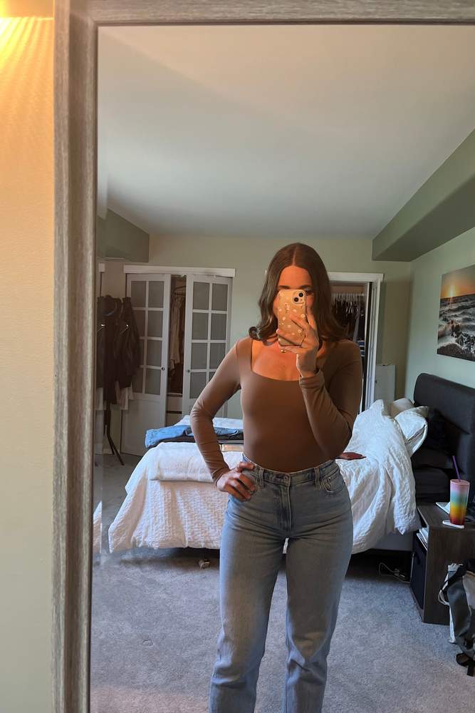 Jessss15's review for Curve Love Mid Rise 90s Straight Jean