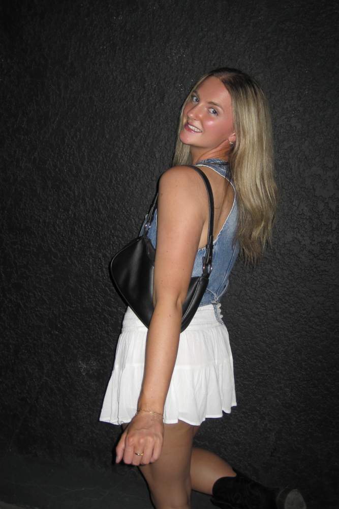 emersonmartin's fit featuring Garage, Aritzia